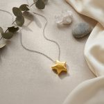 Neckace Of Star Gold